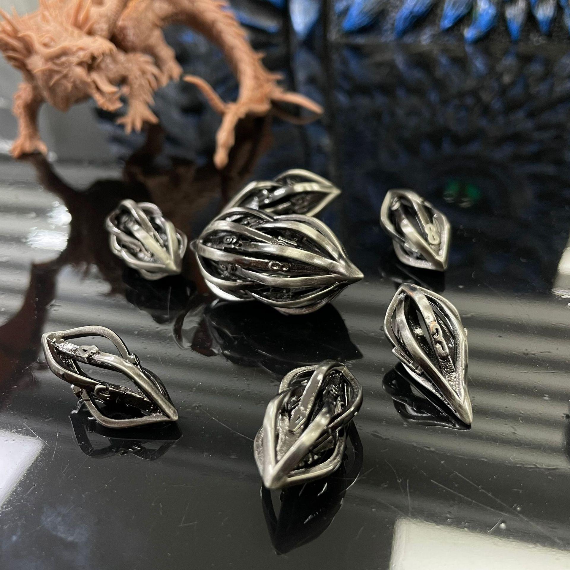 eb3459393a3fa4d66515bc85acdda8