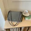 Bolso de cadena de alta moda transfronterizo 2026 para debajo del brazo, bolso de hombro elegante y versátil para el día a día, bolso cruzado simple y casual