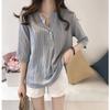 Camisa de rayas con cuello redondo y manga siete para mujer, blusa holgada informal de talla grande, nueva moda coreana, otoño 2021