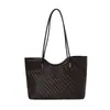 Bolso Tote Tejido de Textura Vintage de Nicho Bolso de Mano de Alta Gama Gran Capacidad para el Trabajo y los Viajes Diarios Bolso de Hombro Único Bolso de Axila