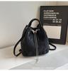 Bolsa de Ombro Fresca de Verão Feminina 2024 Nova Bolsa de Balde Coreana Multifuncional Versátil Bolsa de Ombro Transversal