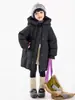 Chaqueta de plumas de longitud media personalizada para niños del fabricante original, Abrigo cálido de invierno para niñas con 90% de plumón de pato, Personalización transfronteriza