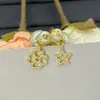 Novo Modelo 2025 Réplica Autêntica Brincos Dior/Christian Dior Trevo de Quatro Folhas Estrela Cd para Mulheres, Pino de Prata, Brincos de Luxo de Alta Qualidade