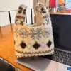 Bolso Pequeño con Forma de Almohada de Felpa con Estampado de Leopardo, Nuevo para Otoño 2026, para Uso Diario Urbano con Bolsillo Abierto para Teléfono