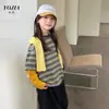 Camiseta de Manga Larga para Niña YOJIA Primavera/Otoño 2026 Nuevo Estilo Coreano Rayada Top para Niña Pequeña Camiseta Básica para Niños Atuendo de Otoño