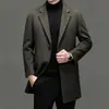 Nuevo abrigo de lana de longitud media para hombre de otoño e invierno con cuello de solapa, gabardina de lana de un solo botón para negocios casual