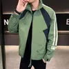 Ropa nueva para hombre: chaqueta de doble raya, top de primavera y otoño para hombre, cortavientos de marca moderna, chaqueta de trabajo versátil color block