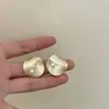 Pendientes de Hoja de Loto de Metal Escarchado con Perlas para Mujer Diseño Francés de Lujo Ligero Sentido de la Moda Pendientes Versátiles Pendientes