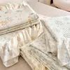Funda de Cama Estilo Encaje 2026 Nueva, Funda de Cama Delgada Acolchada para Estudiantes, Juego de Tres Piezas para Colchón, Adecuado para Todas las Estaciones