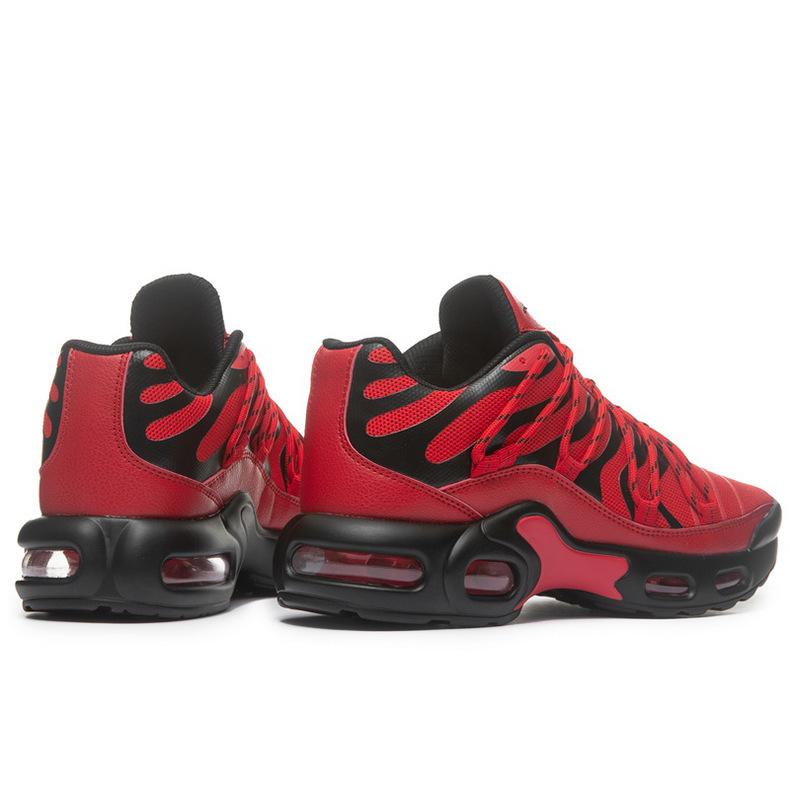 男鞋大码飞织运动鞋透气