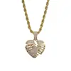 Explosivo best-seller europeo Colgante desgarrador Cobre Incrustado Circonita Full Diamond Corazón Hueco Personalidad Hip Hop Collar para Hombre