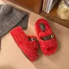 Pantuflas de algodón para aumentar la altura para uso en exteriores y en casa, bonitas de otoño e invierno, suela gruesa, moda para el hogar 2026, nuevas pantuflas de algodón cálidas para mujer