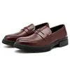 Zapatos de Cuero Estilo Brogue Casual de Negocios para Hombre, Cómodos, Transpirables, que Aumentan la Altura, Mocasines Slip-On con Borlas para Hombre