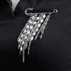 Joyería Transfronteriza Europea y Americana, Broche Exagerado Personalizado con Múltiples Borlas para Ropa de Mujer, Moda Ins Accesorios de Pin de Cintura de Perlas