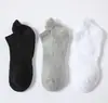 Calcetines Transfronterizos para Hombre Blancos con Letras Cortos Deportivos Primavera y Verano Absorbentes de Sudor Transpirables Estudiante Tipo Barco Calcetines de Baloncesto Modernos
