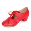 Nuevos zapatos de baile latino y de plaza, zapatos de baile de caña baja con suela blanda para mujer, zapatos de baile modernos de corte bajo, zapatos de actuación para adultos