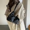 Bolso informal de estilo occidental, novedad de invierno de 2024, bolso sencillo de moda para mujer, bolso de hombro informal de estilo coreano.