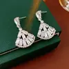 Brincos Pendentes Folha de Zircônia Estilo Chinês Novo Agulha de Prata Luxo Acessível Brincos de Alta Qualidade Brincos Estilo Palácio Retrô para Mulheres