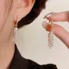 Brincos de Folha com Cravação de Diamantes de Design de Nicho Estilo Japonês e Coreano Moda Luxo Leve Popular entre Celebridades da Internet Joia de Orelha Exquisita Versátil