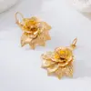Pendientes de Textura Hoja y Flor de Moda Europea y Americana de Nicho Transfronterizos Adecuados para que las Mujeres los Usen en Fiestas Diarias