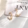 Pendientes de mariposa de cristal con aguja de plata S925 para mujer, explosivos, combinables, ligeros, de lujo, pequeños, estilo Chanel, a la moda, elegantes, colección de pendientes.