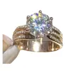 Deseo Transfronterizo Más Vendido Nuevo Clásico Lujo Grupo Anillo de Diamante Anillo Totalmente de Diamante Joyería Popular Europea y Americana Venta al por Mayor
