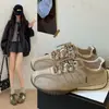 Zapatillas de entrenamiento retro reflectantes alemanas para mujer, nuevas zapatillas casual versátiles 2026 en plateado, gris y verde, estilo moderno Forrest Gump