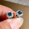 Nuevos Pendientes Elegantes de Moda Pendientes Cuadrados de Circonita Verde Esmeralda Brillantes Pendientes de Botón Básicos Simples Retro