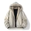 Chamarra de algodón camuflaje estilo retro americano con cuello de piel sintética, engrosada para protección contra el viento y el frío, prenda exterior corta de moda estilo callejero para hombre con forro de felpa camuflaje