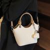 Bolso Coreano de Textura de Alta Gama para Mujer 2025 Primavera Nuevo Bolso de Mano Moderno Versátil para Viaje Bolso Tipo Cubo Bolso Cruzado