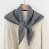 Bufanda Pequeña de Color Puro Nueva Bufanda Triangular Tejida Mezclada con Lana Australiana Turbante para Mujer Chal Cálido de Abrigo Otoño e Invierno