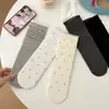 ¡Elegancia de verano! Estilo Miu negro~ Calcetines de algodón de aspecto elegante con lunares vintage hasta la mitad de la pantorrilla, calcetines finos de verano holgados