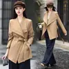 Elegante gabardina de mujer de moda, estilo nuevo otoño 2026, corte holgado adelgazante, estilo coreano, cuello grande, con cinturón