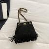 Bolso de Hombro con Cadena de Borlas de Textura de Alta Gama Bolso Cruzado Nuevo Versátil para Mujer Bolso de Viaje Bolso Cubo Simple de Moda