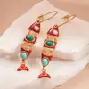 Pendientes vintage de segunda mano, pendientes retro versátiles de moda para mujer, accesorios de nicho de lujo ligero de alta gama elegantes al por mayor