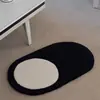 Alfombra de Terciopelo Absorbente Antideslizante Blanco y Negro Transfronteriza Felpudo para Entrada de Baño Felpudo para Piso de Baño Felpudo Tufted de Comercio Exterior