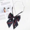 Pajarita de Plumas Femenina Uniforme Jk Color Sólido Estilo Academia Camisa Accesorios de Uniforme Escolar Traje de Marinero Decoración de Lazo Accesorio de Moda