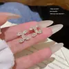 Pendientes de Moda de Aguja de Plata 925 con Cubos de Perla de Venta Caliente Pendientes Dulces de Nicho de Gama Alta Pendientes de Diseño Exquisito
