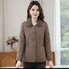 Jaqueta de Algodão Leve Feminina 2026 Chegada Nova de Inverno Gola Estilo Mãe Jaqueta Acolchoada de Algodão Solta Curta Quente Jaqueta de Algodão com Enchimento Casaco