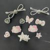 Accesorios para zapatos de cueva flor de zapato oso de diamantes de dibujos animados lindo bola de carbón perro sin palabras bola de carbón hebilla de zapato explosiva de moda roja venta al por mayor