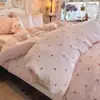 Leche Fresca Conejito Azul Nube Juego de Cuatro Piezas Lunares Pequeños Estampado de Dibujos Animados Suave Transpirable Ropa de Cama Individual Doble para Niñas