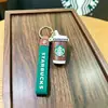 Llavero creativo de taza de té con leche de Starbucks, lindo estilo pareja de osos de té con leche colgante para bolsa de coche regalo
