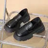 2026 Moda Retro Otoñal Nueva Versátiles para Aumentar Altura Zapatos de Cuero de Suela Gruesa Negros Mocasines Estilo Británico para Mujer