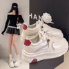 Zapatillas de Nicho Versátiles con Suela Gruesa y Acabado de Alta Gama, Zapatos Blancos para Mujer, Nuevos Zapatos Deportivos Casuales de Primavera 2026 Más Vendidos