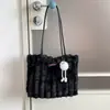 2026 Nova Bolsa de Ombro Grande Capacidade Feminina para o Trabalho Bolsa Tote de Pelúcia Bolsa de Mão Fofa para Estudantes