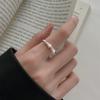Anel de Pérola Elástico para Mulheres, Estilo Simples e Cool, Versátil e Elegante, Adequado para o Dia a Dia, Empilhável, Tendência entre Estudantes, Anel para Dedo Indicador