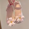 Sapatilhas de Ballet Estilo Novo com Toque de Luxo, Sapatos da Moda Perfurados com Acessórios de Flor de Sapato Decorativos, Flores Realistas, Doces e Destacáveis