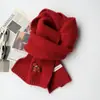 2026 Nuevo Modelo Bufanda de Poni 100% Lana Pura Bufanda Roja para Mujer Invierno Alta Calidad Regalo de Año Nuevo Evento Bufanda para el Cuello