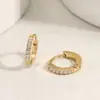 Pendientes de Aro Lisos Chisheng con Incrustaciones de Diamantes Dorados Acero Inoxidable Diseño Retro Simple en Forma de C Europeo y Americano Pendientes de Nicho