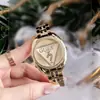 Reloj de Moda para Mujer de Venta Caliente Transfronterizo con Correa de Acero e Incrustaciones de Diamantes, Diseño de Nicho, Reloj de Cuarzo Resistente al Agua de Aleación para Estudiantes
